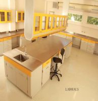 Mesa Isla con Repisa Aerea